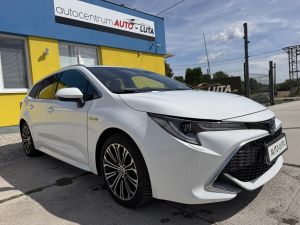 Toyota Corolla TS Hybrid eCVT 1.8i/72 kw Executive